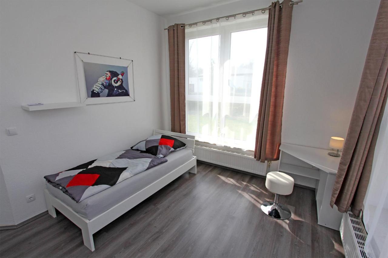 Ferienwohnung Mit 3 Schlafraeumen Neubrandenburg Buitenkant foto
